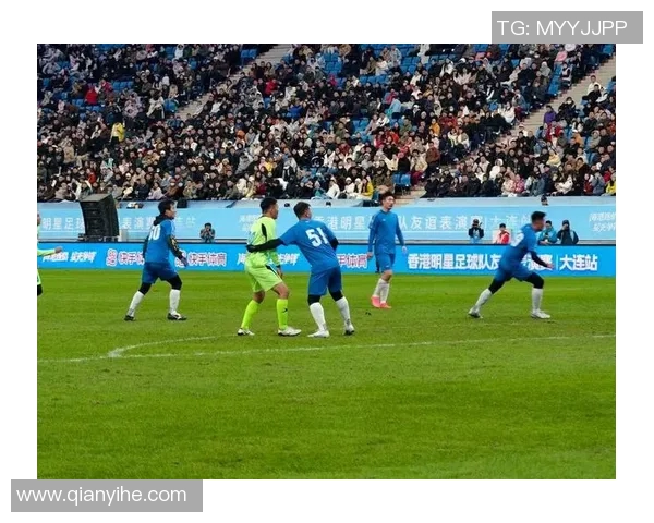 与足球明星共舞的精彩瞬间视频素材分享